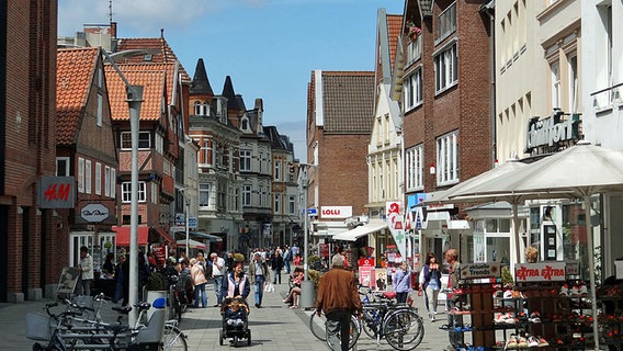 Die Fußgängerzone in der Berdorfer Altstadt. © NDR Foto: Heiko Block