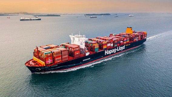 Das Containerschiff "Berlin Express" der Hamburger Reederei Hapag-Lloyd. © Hapag-Lloyd 