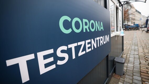 Ein Corona-Testzentrum in Hamburg-Altona. © picture alliance/dpa Foto: Christian Charisius