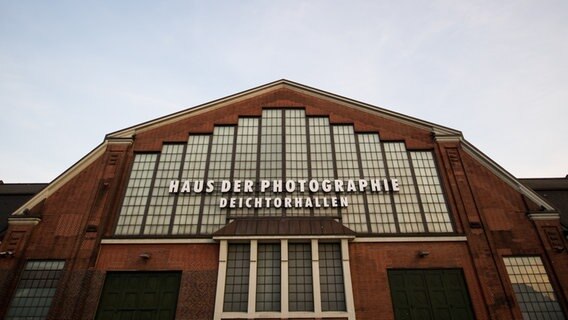 Das Haus der Photographie in den Hamburger Deichtorhallen. © picture alliance / dpa Foto: Maja Hitij
