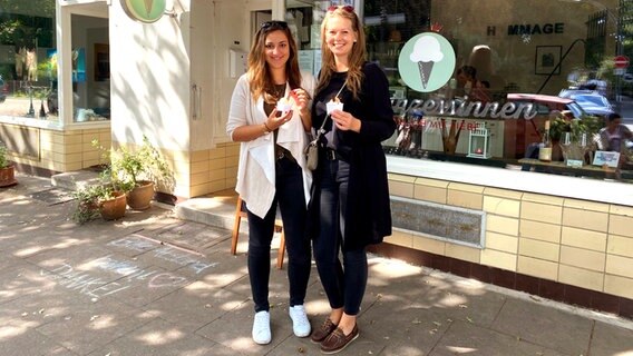 Gründerinnen Amelie Vermeer und Julia Piechotta vn Spoontainable Gründerinnen Amelie Vermeer und Julia Piechotta vn Spoontainable © NDR Foto: Lena Petersen