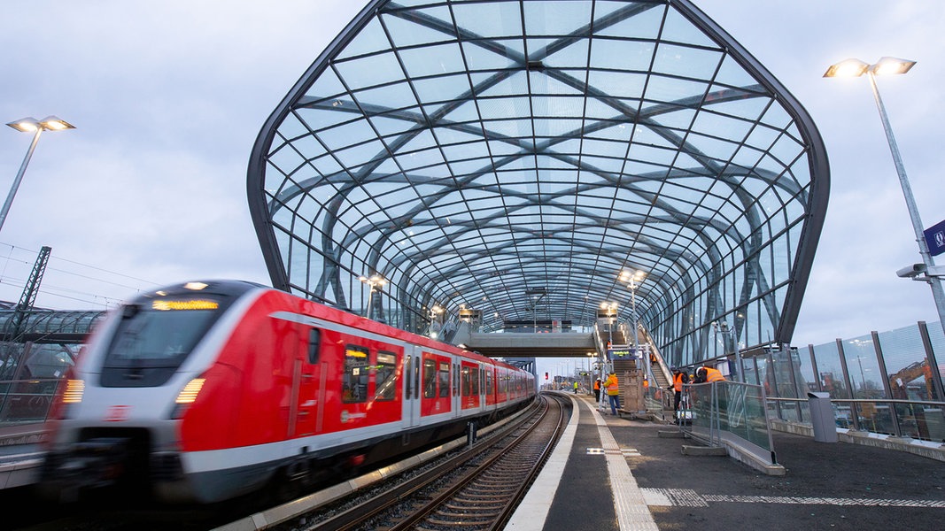 Neue SBahnStation Elbbrücken ist freigegeben NDR.de