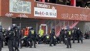 Erste Festnahmen vor dem Stadtderby © NDR.de 