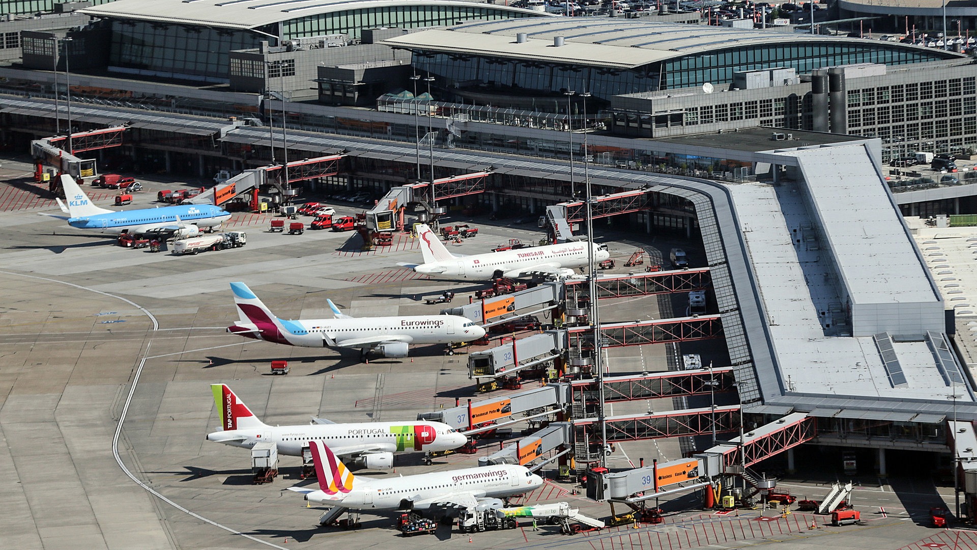 Pistenschaden in Hamburg: Flüge mussten umgeleitet werden