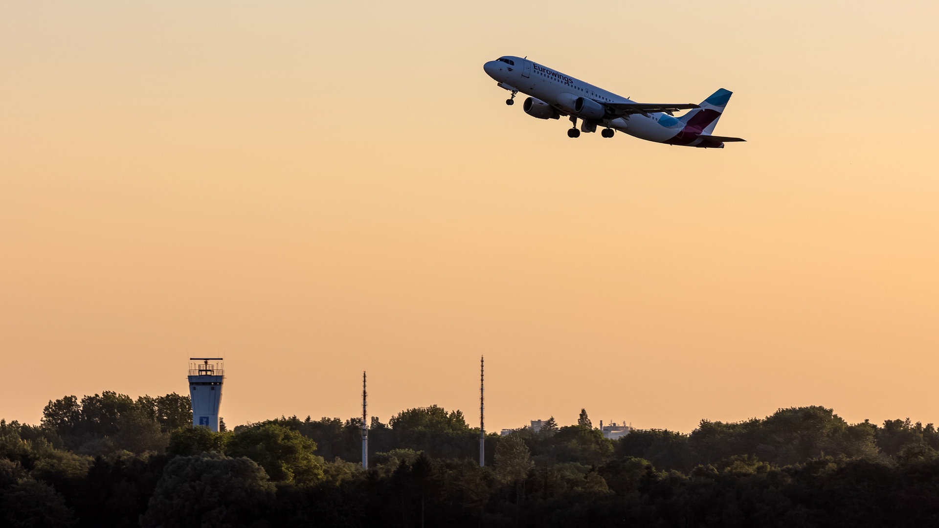 Hamburger Flughafen startet Sommerflugplan ab Ostersonntag