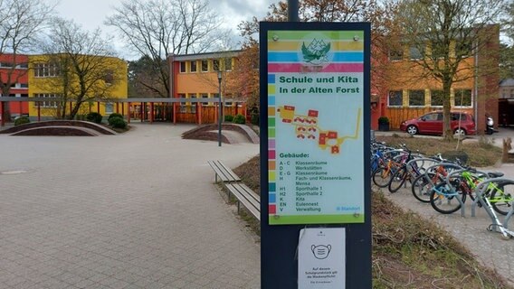 Die Grundschule "In der Alten Forst" in Hamburg Eissendorf. © NDR Foto: Karsten Sekund