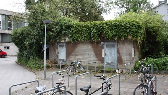 Einer der beiden Eingänge des Kaufmann-Bunkers in Hamburg © NDR.de Foto: Marc-Oliver Rehrmann