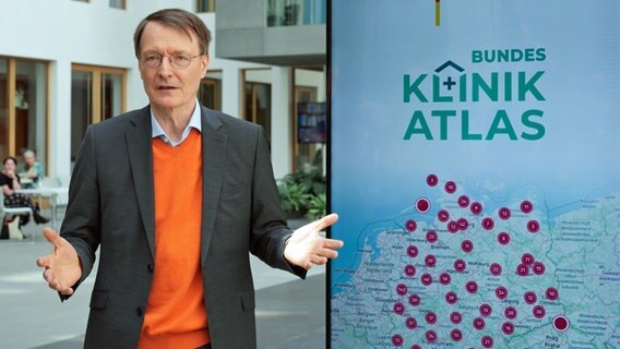 Bundesgesundheitsminister Karl Lauterbach stellt den Bundes-Klinik-Atlas vor. © picture alliance / dpa Foto: Soeren Stache