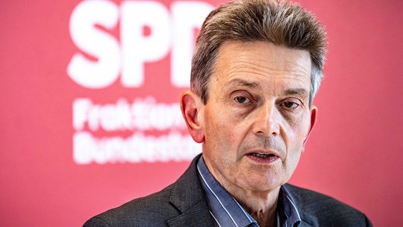 SPD-Fraktionschef Rolf Mützenich. © picture alliance/dpa Foto: Michael Kappeler