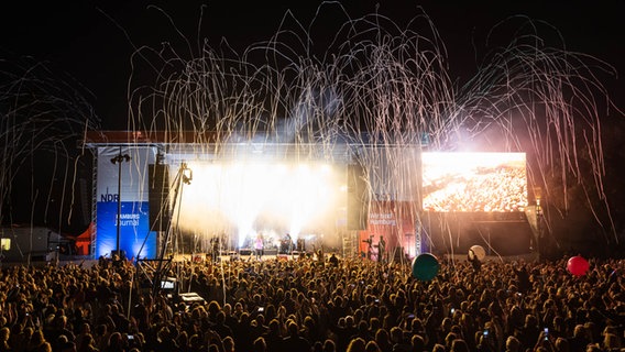Die Bühne beim NDR Festival am 23. Juli 2022. © NDR Foto: Axel Herzig