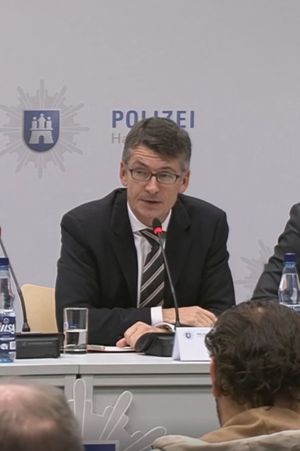 Pressekonferenz Im Hamburger Polizeiprsidium | NDR.de - Mediathek