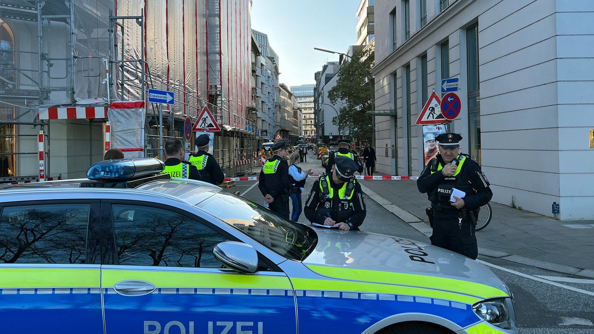 Schüsse in der Hamburger Innenstadt: Polizei sucht Zeugen