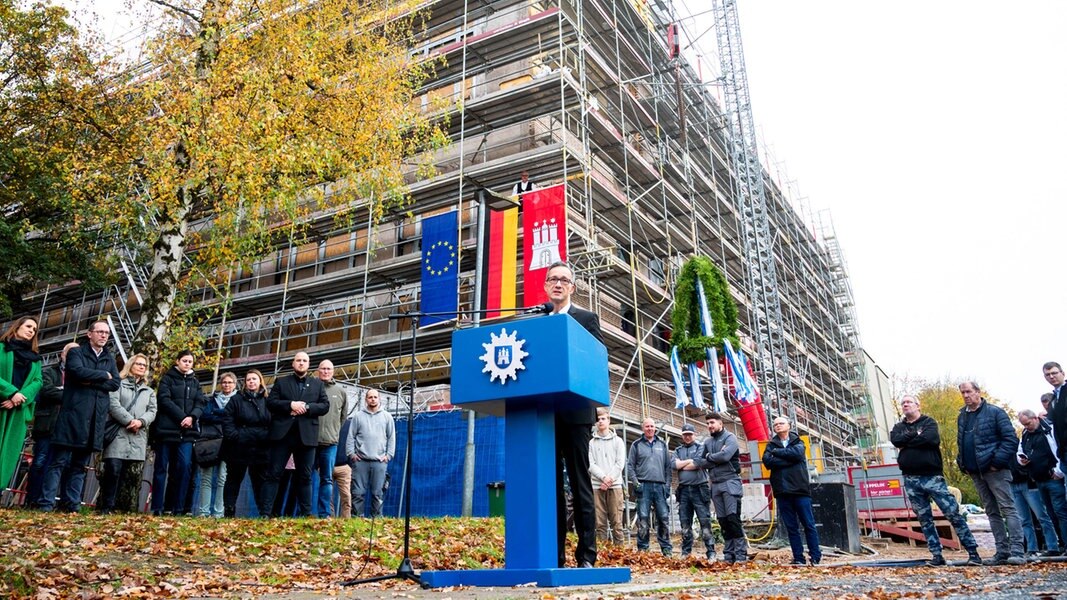 Polizei Hamburg: Richtfest für neue Einsatzzentrale