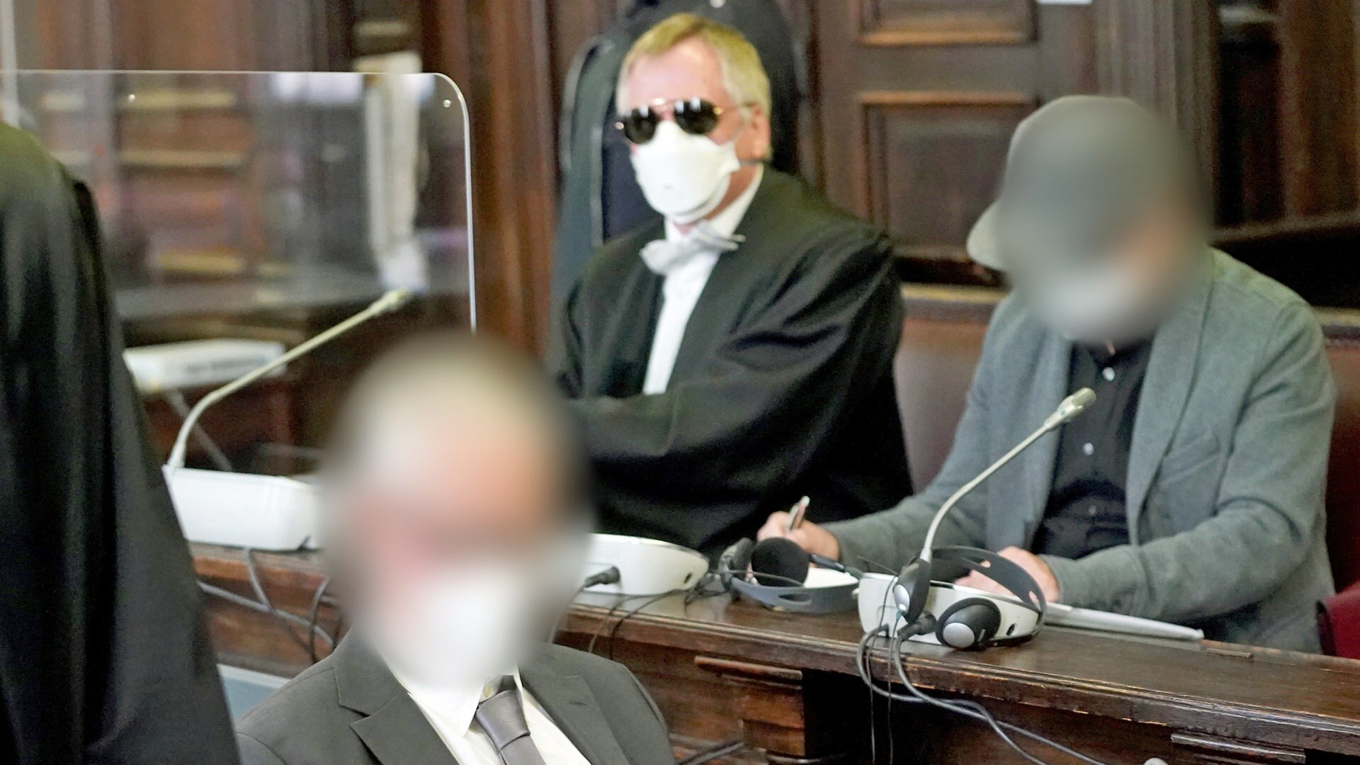 Junge starb nach Operation: Vater sagt vor Gericht aus