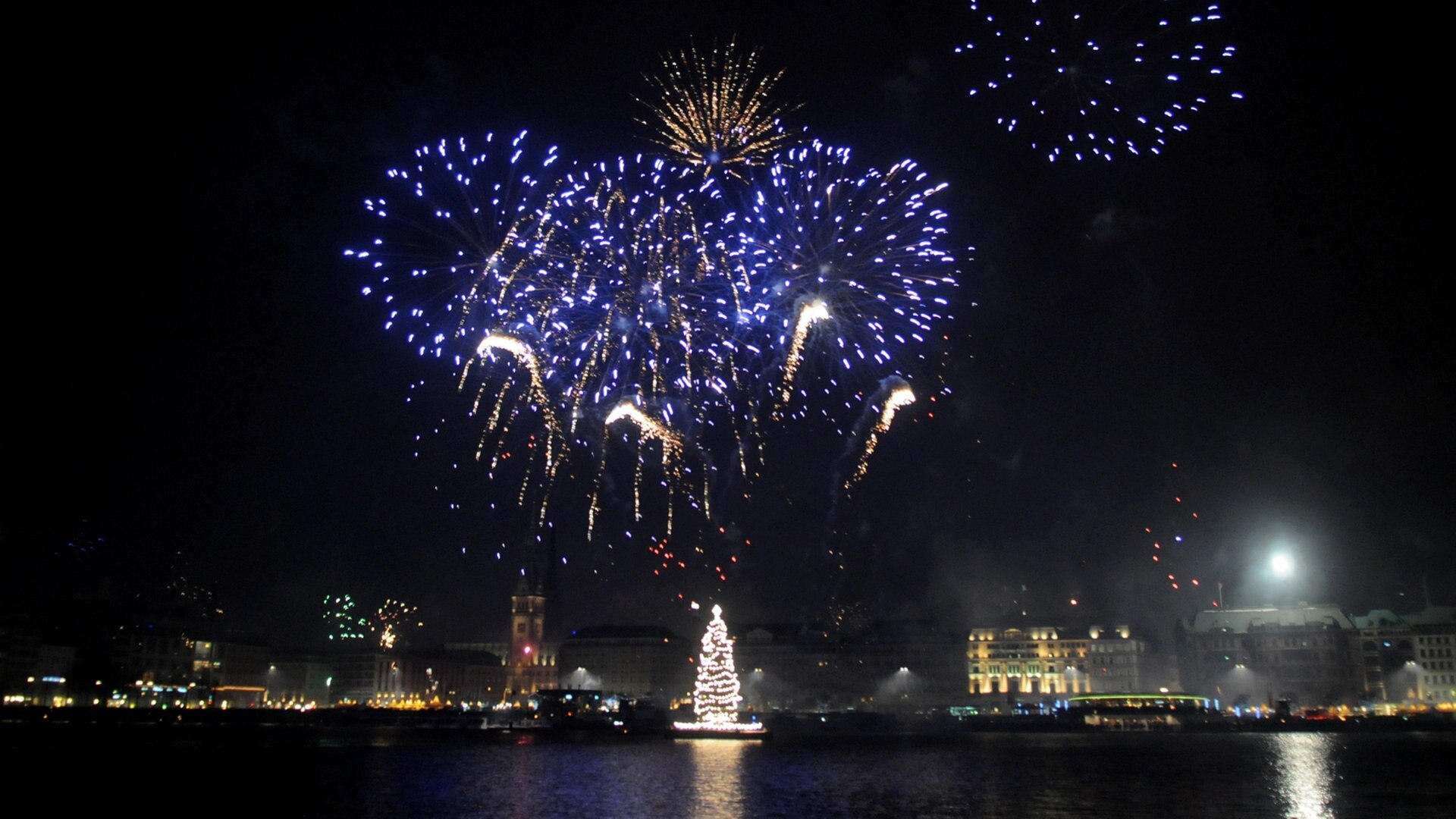 Silvester: Wieder Böllerverbot an Binnenalster und beim Rathaus