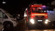 Einsatzkräfte von Polizei und Feuerwehr sind an Silvester im Einsatz. © Nonstopnews 