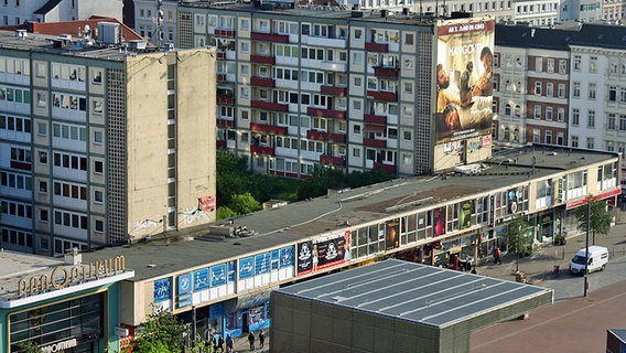 Die vom Abriss bedrohten Gebäude am Hamburger Spielbudenplatz aus der Vogelperspektive. © NDR Foto: Heiko Block