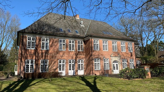 Das Stavenhagenhaus im Hamburger Stadtteil Groß Borstel. © Bezirksamt Nord 