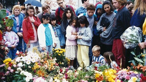 Demonstration in der Stresemannstraße 1991 © ullstein bild 