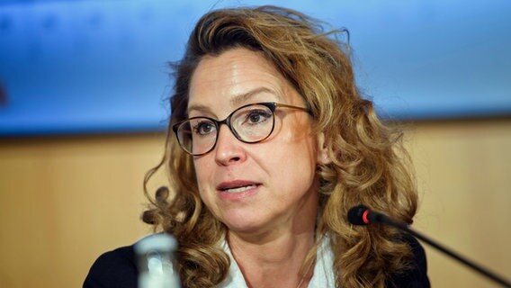 Carola Veit (SPD), Präsidentin der Hamburgischen Bürgerschaft. © picture alliance/dpa Foto: Gregor Fischer