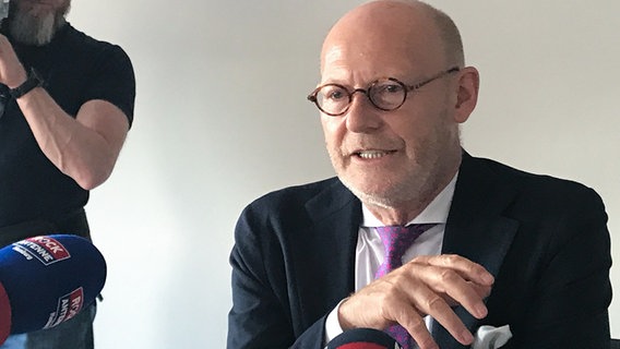 Hamburg: Wasserstoff-Anlage im Hafen – Noch kein Investor Hamburg: Wasserstoff-Anlage im Hafen – Noch kein Investor