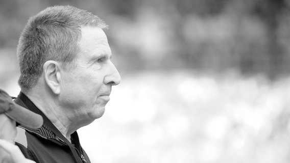 Rainer Wulff, langjähriger NDR Journalist und Stadionsprecher des FC St. Pauli, ist tot. © Witters 