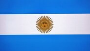 Die argentinische Flagge. © dpa picture alliance Foto: Oliver Berg