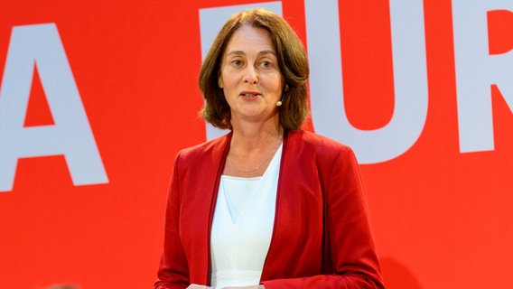 Katarina Barley bei der Vorstellung der Spitzenkandidatur der SPD zur Europawahl 2024. © picture-alliance Foto: Julian Becker