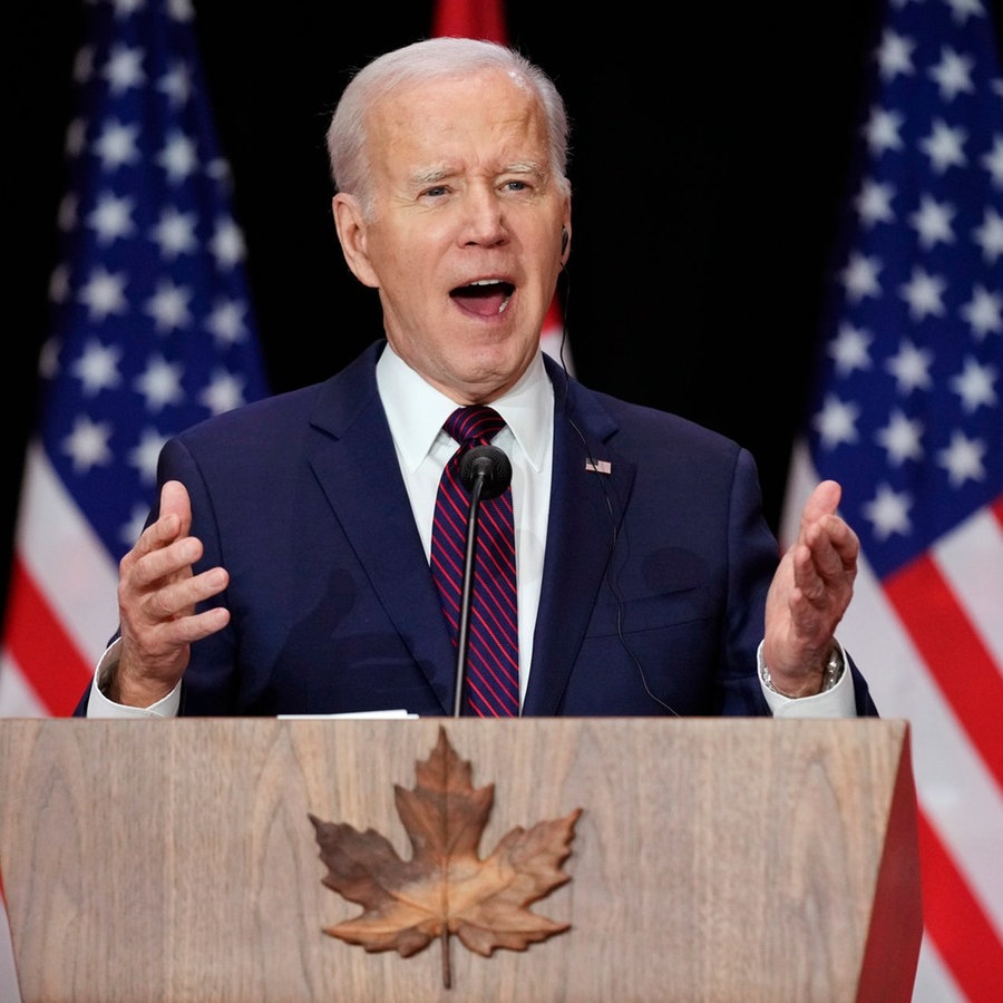 Joe Biden, Präsident der USA, spricht während einer Pressekonferenz. © dpa bildfunk/AP Foto: Andrew Harnik