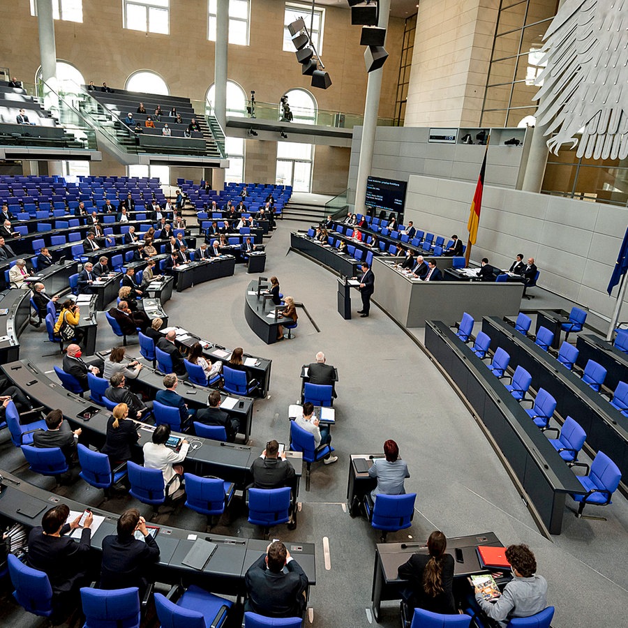 Blick ins Plenum des Bundestags in Berlin. © dpa bildfunk Foto: Fabian Sommer