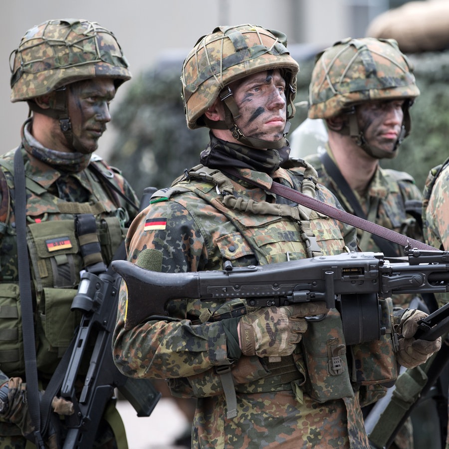 Deutsche Bundeswehr-Soldaten © picture alliance / dpa Foto: Bernd von Jutrczenka