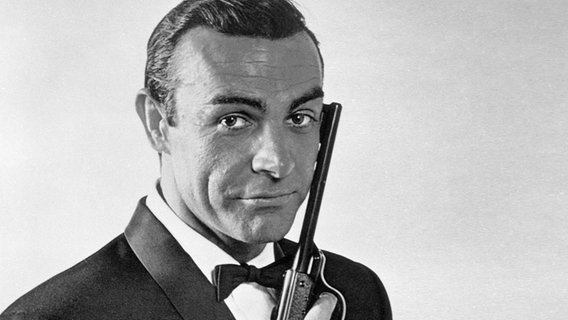 Sean Connery als James Bond im Jahr 1963 © picture alliance Foto: United Archives