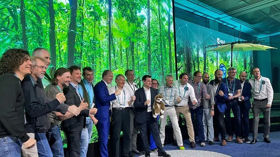 Das Team der "Biomass"-Mission im Kontrollzentrum ESOC in Darmstadt. © Hessischer Rundfunk Foto: Uwe Gerritz