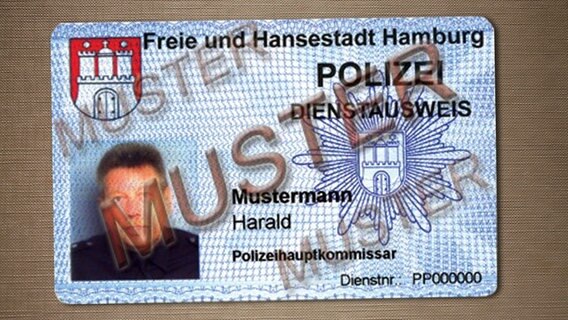Dienstausweis der Polizei Hamburg © Polizei Hamburg 
