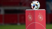 Symbolbild Adidas Spielball, UEFA Frauen Fussball Nations League © Eibner-Pressefoto 
