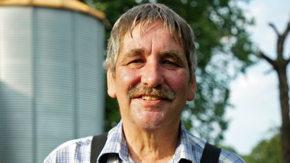 Landwirt Peter-Wilhelm Timme aus Metzingen im Landkreis Lüchow-Dannenberg in Niedersachsen. © NDR Foto: Joshua Zonnekein
