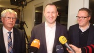 CDU-Kandidat Christian Herrgott aus dem Saale-Orla-Kreis gibt ein Interview. © dpa Foto: Bodo Schackow