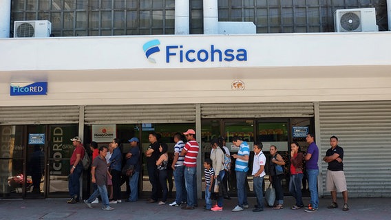 Filiale der Ficohsa in Honduras. © NDR 