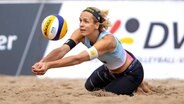 Beach-Volleyballerin Laura Ludwig bei der Deutschen Meisterschaft 2020 © imago images/Agentur 54 Grad 