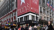 Der Flagshipstore der amerikanischen Kaufhauskette Macy's in New York © picture alliance / NDZ/STAR MAX/IPx 