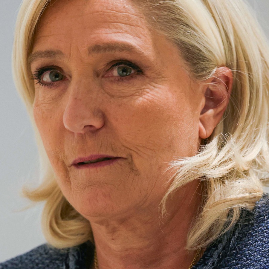 Die Fraktionsvorsitzende der französischen rechtsextremen Partei Rassemblement National (RN), Marine Le Pen © AFP/dpa Foto: Alain Jocard