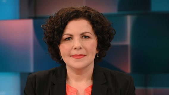Amira Mohamed Ali, Co-Vorsitzende des Bündnis Sahra Wagenknecht © IMAGO / Horst Galuschka 
