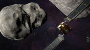 Das 3D-Modell des Doppelasteroiden Dydimos und die NASA-ESA-Mission DART im Weltall. © picture alliance / abaca | ABACA 