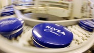 Nivea-Produktion der Beiersdorf AG in Hamburg. © dpa 