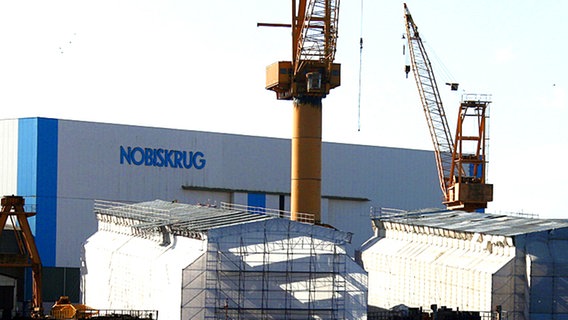 Das Gelände der Rendsburger HDW Werft Nobiskrug © dpa Foto: Carsten Rehder