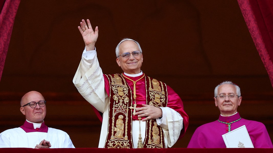 Leo XIV.: Konklave wählt US-Kardinal Prevost zum neuen Papst