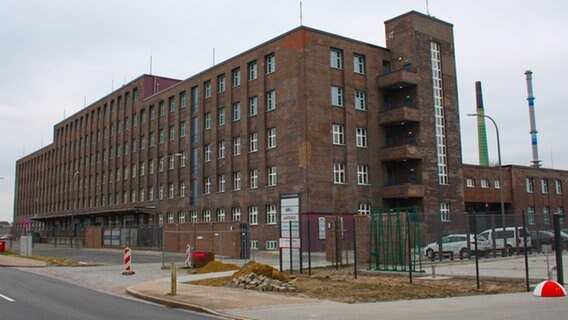 Die chemische Fabrik auf dem ehemaligen GEG-Gelände auf der Peute in Hamburg  Foto: Marc-Oliver Rehrmann