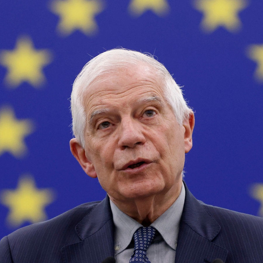 Der Leiter der Außenpolitik der Europäischen Union, Josep Borrell, spricht während einer Debatte im Europäischen Parlament. © AP/dpa Foto: Jean-Francois Badias