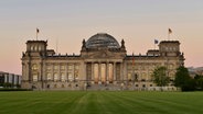 Der Reichstga in Berlin © picture alliance / imageBROKER | Schoening Berlin Foto: Schoening Berlin