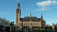 Der Friedenspalast in Den Haag (Niederlande), in dem der "Internationale Gerichtshof der Vereinten Nationen" untergebracht ist. © AP/dpa Foto: Patrick Post